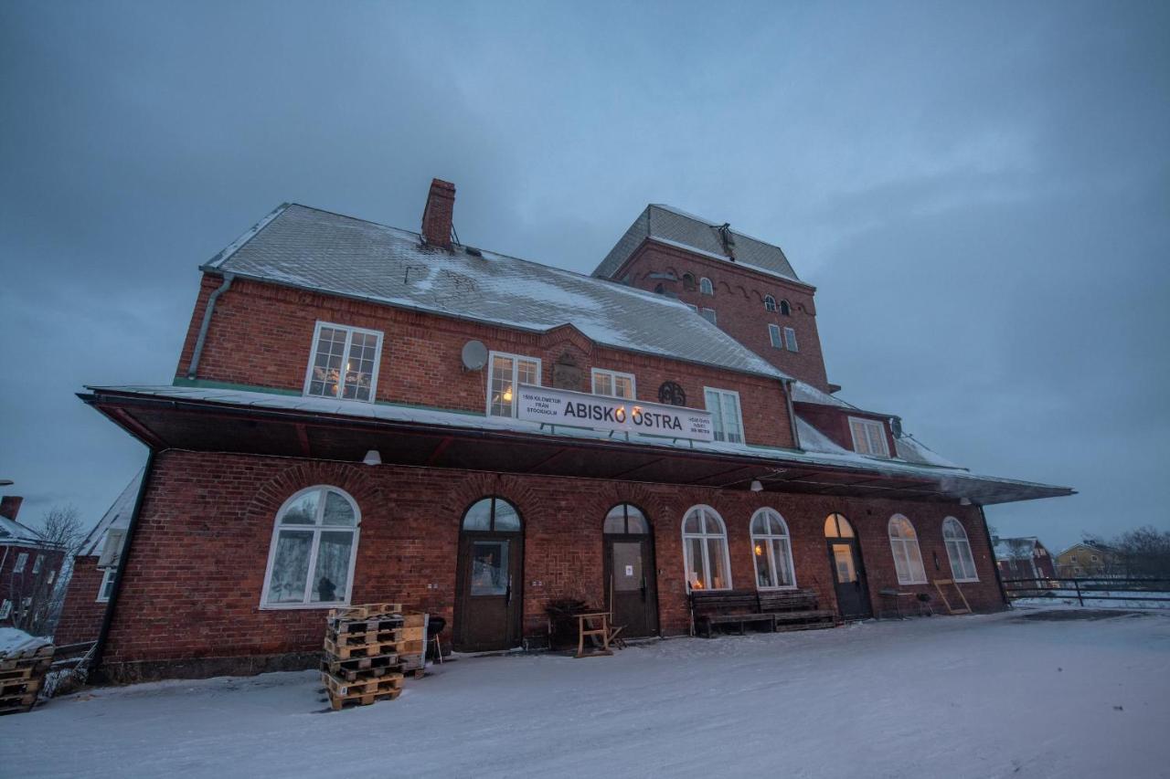 Abisko Guesthouse&Activities Extérieur photo
